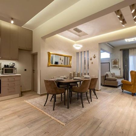 Maison De Luxx A10, Cozy Apartment With Garden In Larissa Exteriör bild