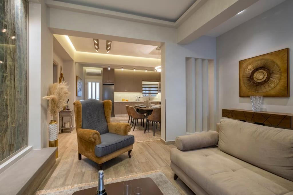 Maison De Luxx A10, Cozy Apartment With Garden In Larissa Exteriör bild